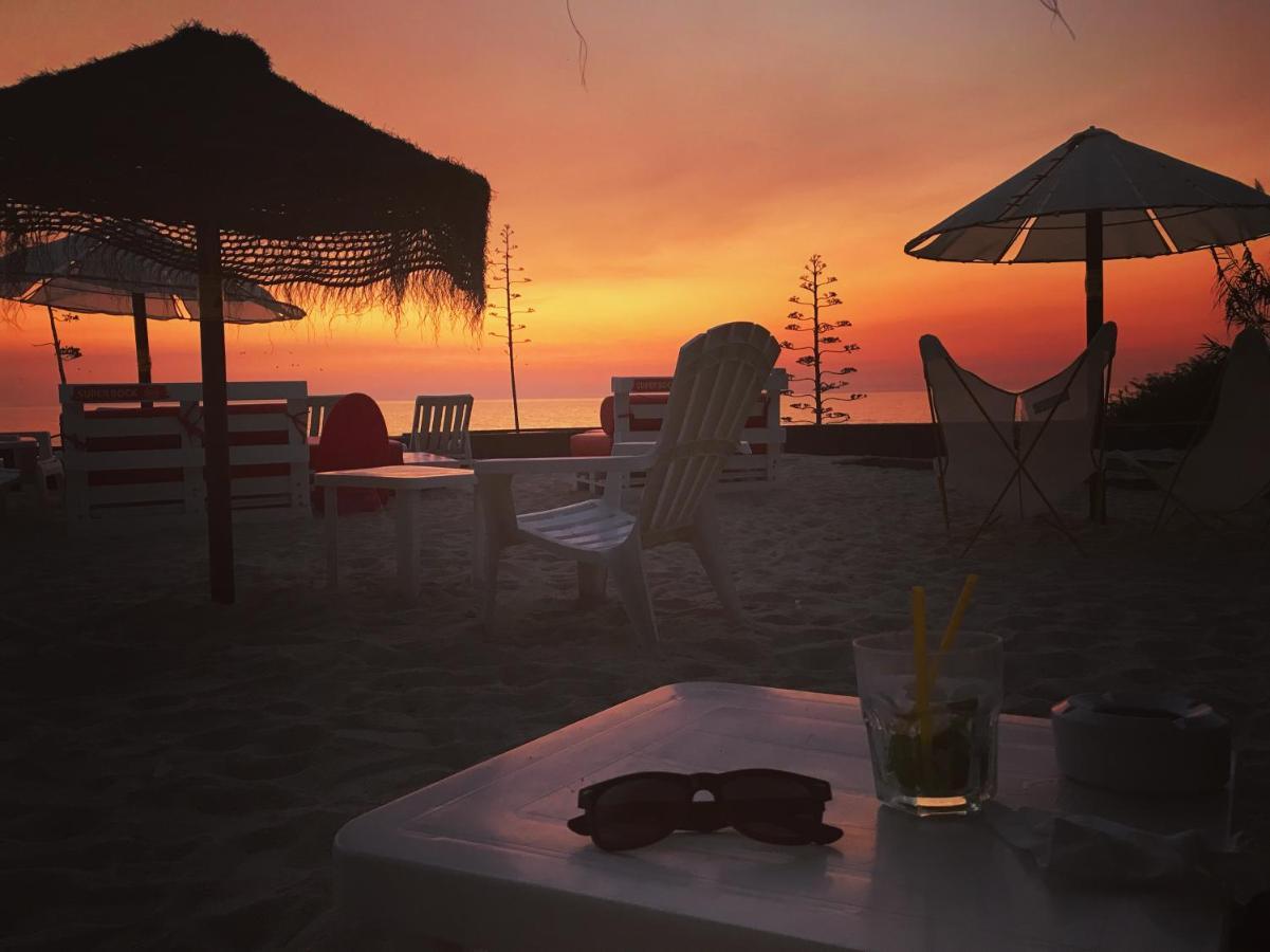 Rock’s Beach Spot Suit Costa da Caparica Exterior foto