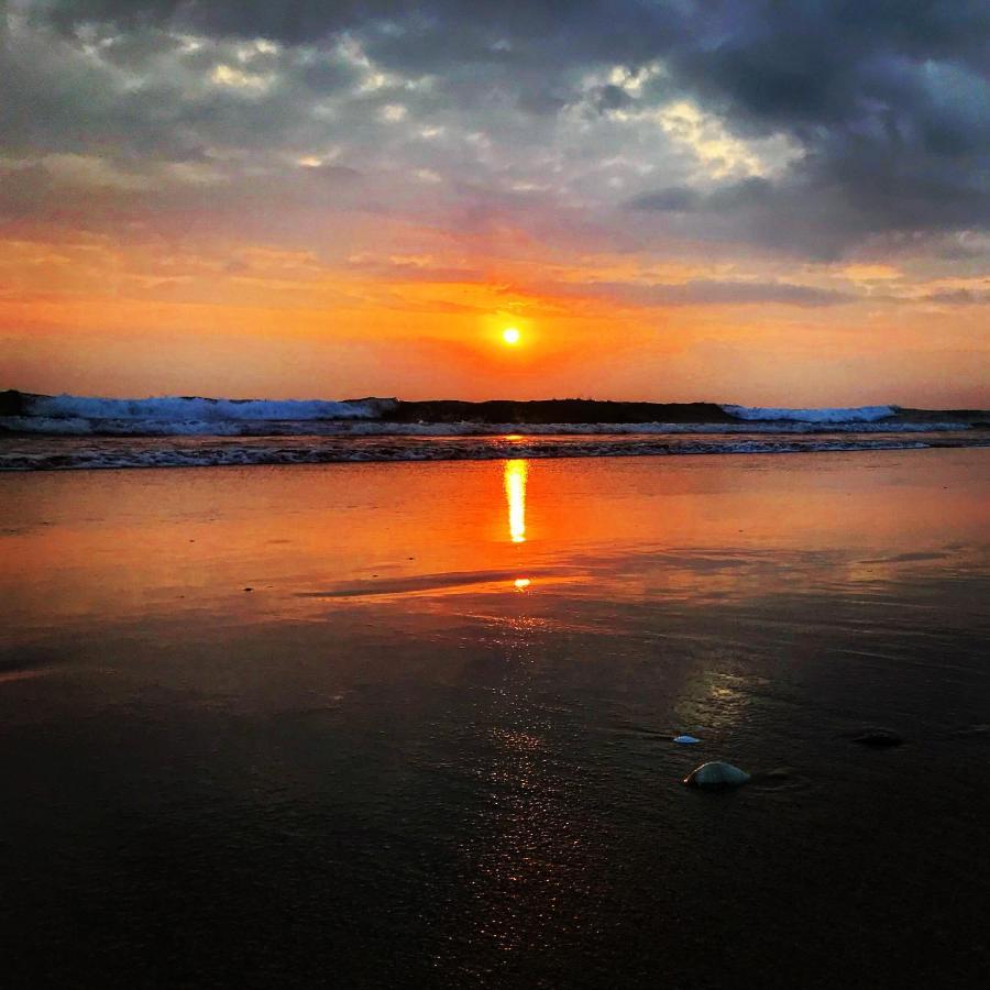 Rock’s Beach Spot Suit Costa da Caparica Exterior foto